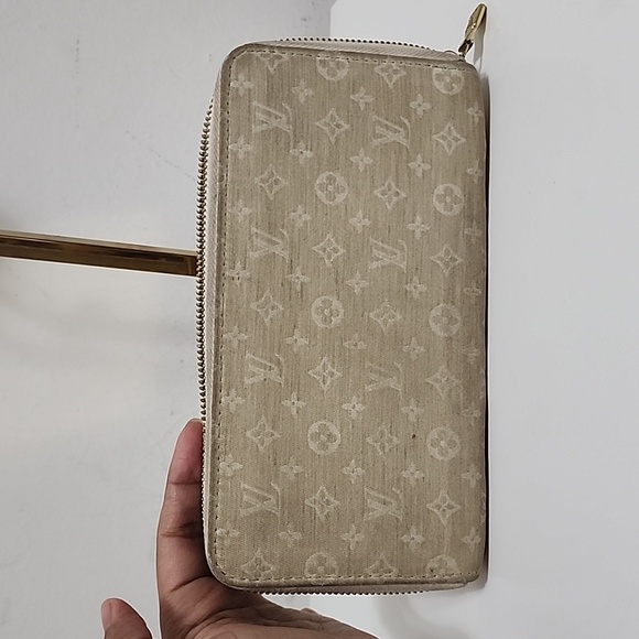 Louis Vuitton Idylle Mini Lin Wallet - Picture 6 of 6